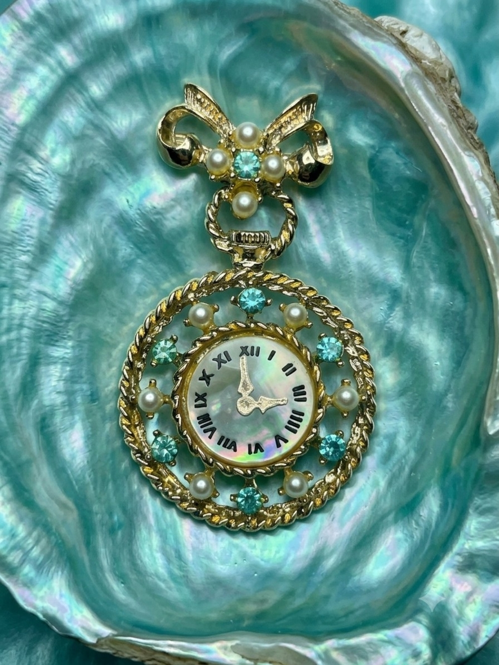 Vintage Gold tone Bow Pearl & Aquamarine Colored Pocket Watch Brooch